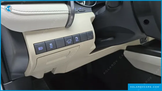TOYOTA CAMRY 2.5 XLE HYBRID