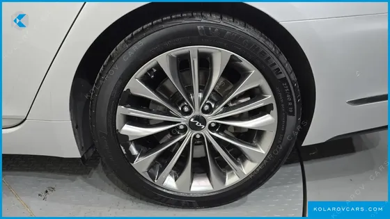 KIA K9 3.8 GDI AWD