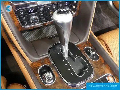 BENTLEY FLYING SPUR 4.0