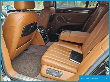 BENTLEY FLYING SPUR 4.0