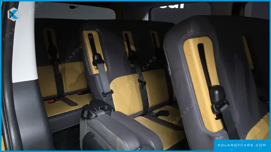 HYUNDAI STARIA L3.5  KINDER SAFETY CAR