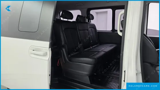 HYUNDAI STARIA 4WD TOURER 9-SEATER