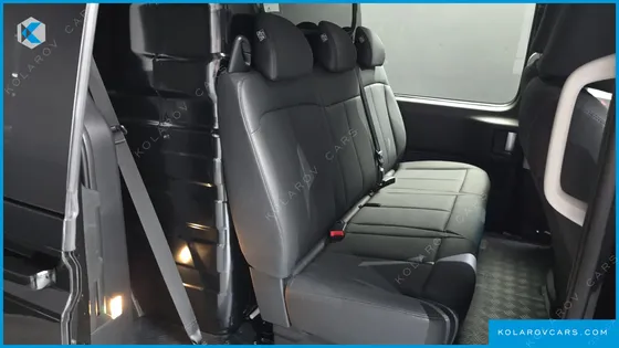 HYUNDAI STARIA CARGO 5-SEATER