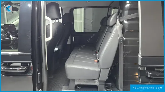 HYUNDAI STARIA CARGO 5-SEATER