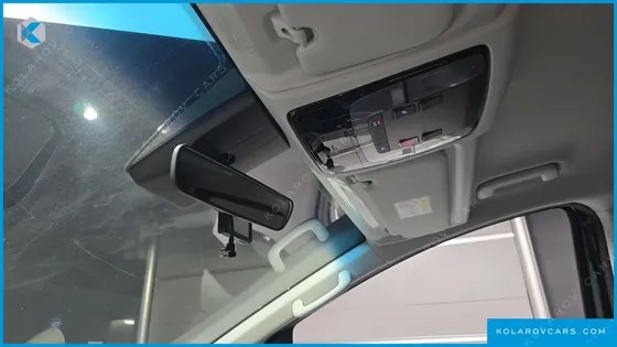 HYUNDAI STARIA CARGO 5-SEATER