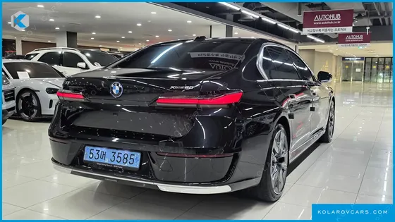 BMW I7 XDRIVE 60 DESIGN PURE EXCELLENCE