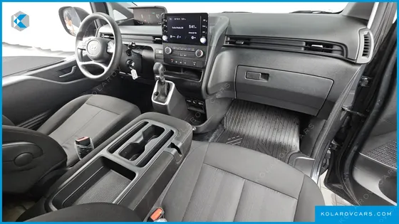 HYUNDAI STARIA CARGO 3-SEATER