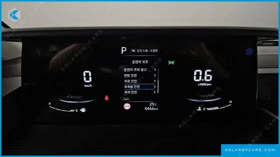 HYUNDAI STARIA L3.5 CARGO 5-SEATER