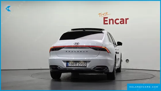 HYUNDAI GRANDEUR LE BLANC