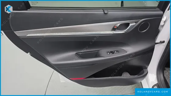 HYUNDAI GRANDEUR LE BLANC