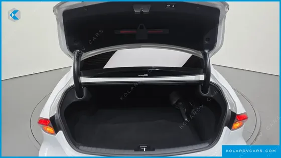 HYUNDAI GRANDEUR LE BLANC