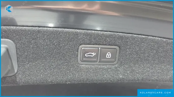 GENESIS G90 GASOLINE 3.5 TURBO E-S/C AWD