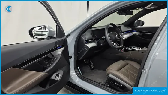 BMW 5 SERIES 520I M SPORT