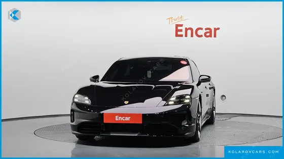 PORSCHE TAYCAN GTS