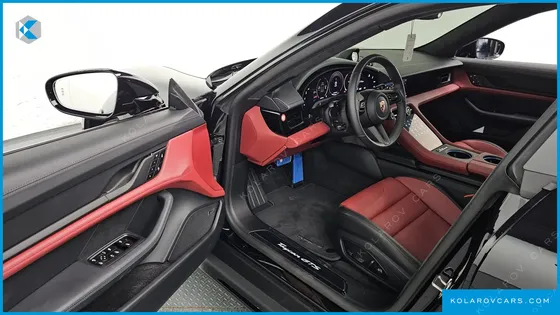 PORSCHE TAYCAN GTS