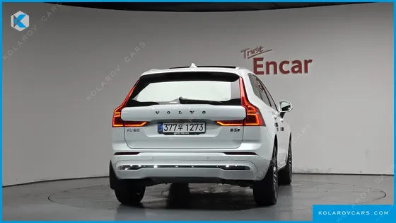 VOLVO XC60 B5 ULTRA BRIGHT
