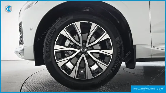 VOLVO XC60 B5 ULTRA BRIGHT