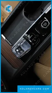 VOLVO XC60 B5 ULTRA BRIGHT
