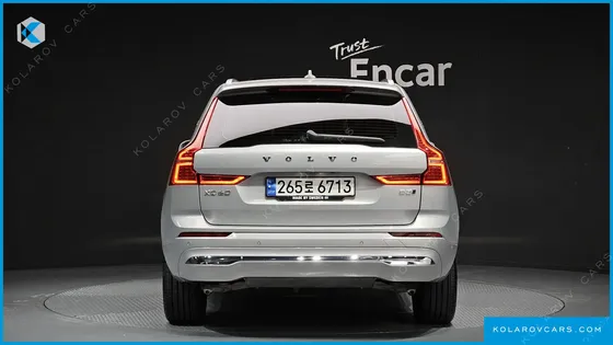 VOLVO XC60 B5 INSCRIPTION