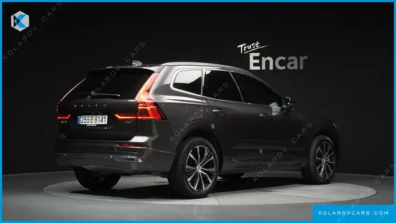 VOLVO XC60 B5 ULTRA BRIGHT