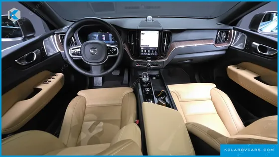 VOLVO XC60 B5 ULTRA BRIGHT