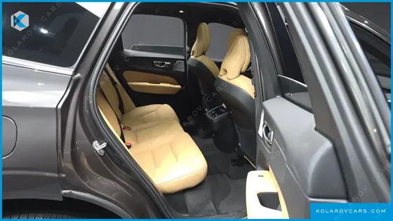 VOLVO XC60 B5 ULTRA BRIGHT