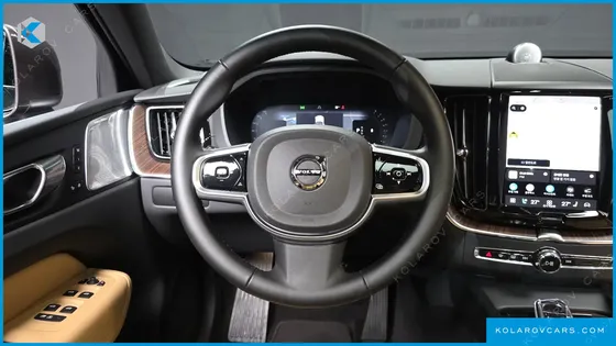VOLVO XC60 B5 ULTRA BRIGHT