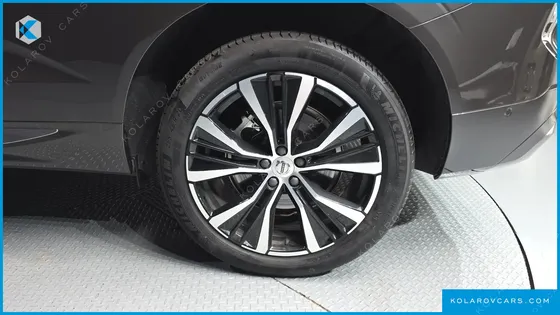 VOLVO XC60 B5 ULTRA BRIGHT