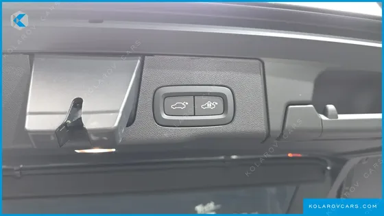 VOLVO XC60 B5 ULTRA BRIGHT
