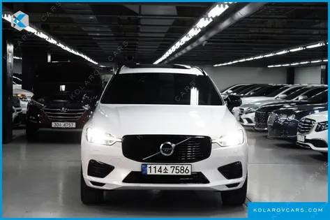 VOLVO XC60 T8 R-DESIGN