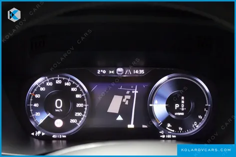VOLVO XC60 T8 R-DESIGN