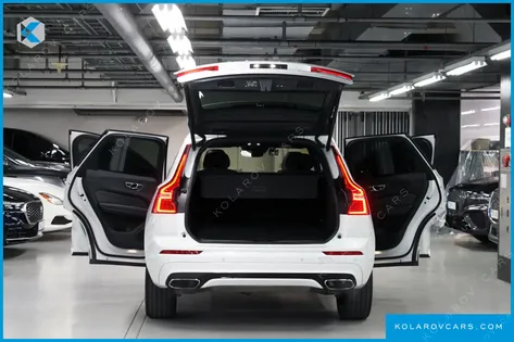 VOLVO XC60 T8 R-DESIGN