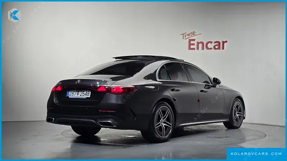 MERCEDES E-CLASS E300 4MATIC AMG LINE