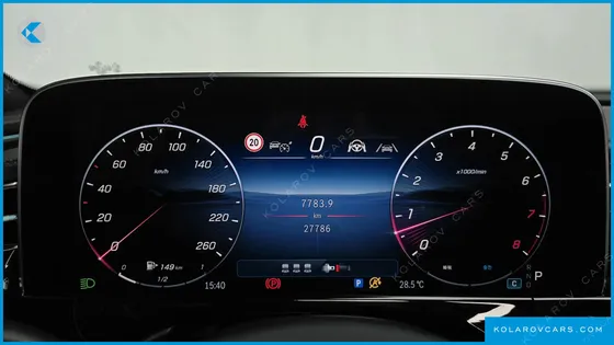 MERCEDES E-CLASS E300 4MATIC AMG LINE