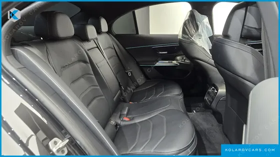 MERCEDES E-CLASS E300 4MATIC AMG LINE