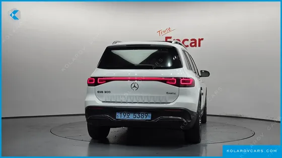 MERCEDES EQB EQB300 4MATIC AMG LINE