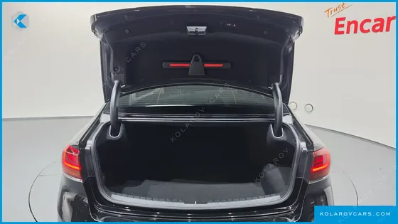 KIA K7 SIGNATURE