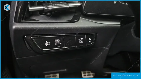 KIA NIRO SIGNATURE