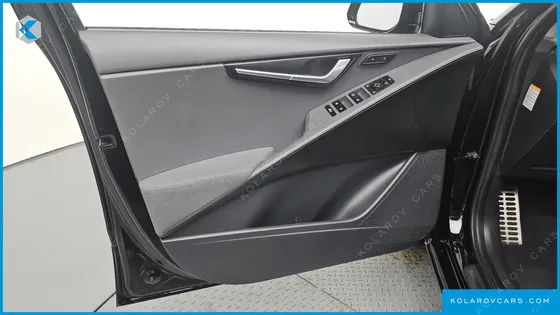 KIA NIRO SIGNATURE