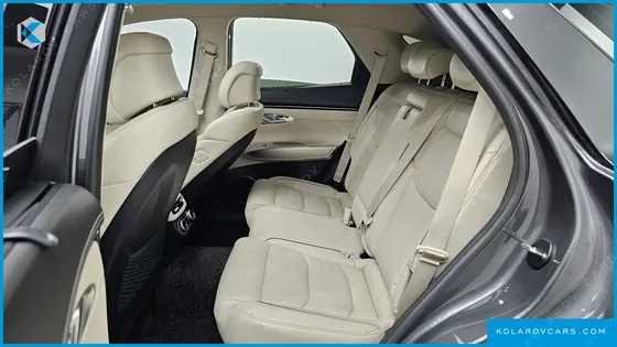 GENESIS GV70 2.5T GASOLINE 2WD