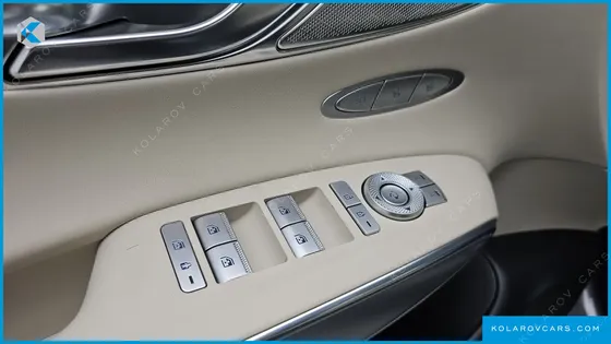 GENESIS GV70 2.5T GASOLINE 2WD