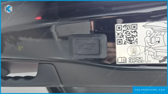 TOYOTA RAV4 2,5 4WD HYBRID LTD