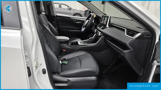 TOYOTA RAV4 2.5 2WD HYBRID XLE
