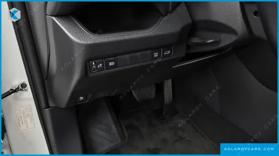 TOYOTA RAV4 2.5 2WD HYBRID XLE