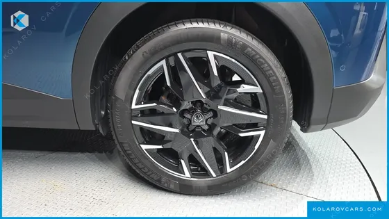 PEUGEOT 3008 1.2 HYBRID GT