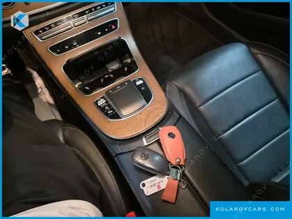 MERCEDES E-CLASS E300E 4MATIC EXCLUSIVE