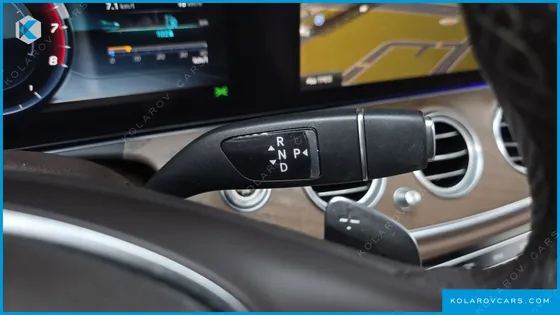 MERCEDES E-CLASS E300 4MATIC EXCLUSIVE