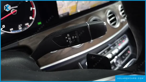 MERCEDES E-CLASS E300 4MATIC EXCLUSIVE