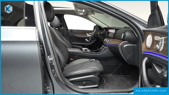 MERCEDES E-CLASS E300 4MATIC EXCLUSIVE