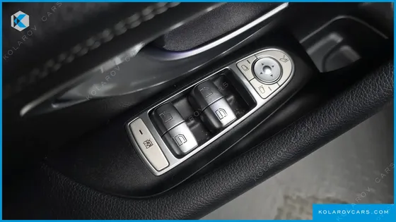 MERCEDES E-CLASS E300 4MATIC EXCLUSIVE
